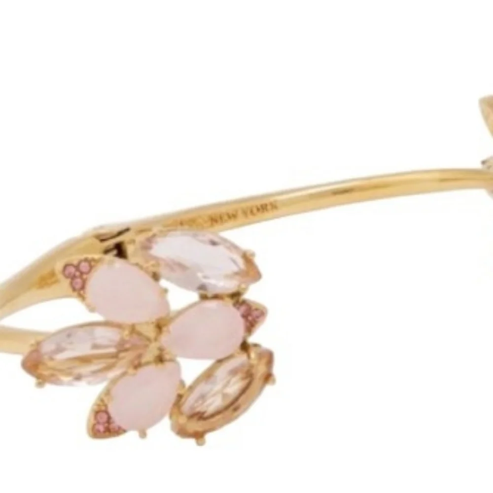 New NWT Kate Spade New York ♠️ blushing bloom open cuff hinged gold bracelet - Picture 4 of 9